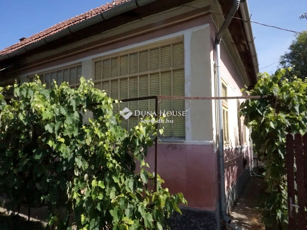 3465 Tiszabábolna — 1/11