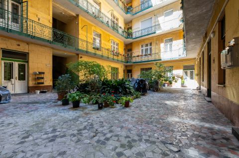 Eladó Lakás 1136 Budapest 13. kerület Eladó nagypolgári saroklakás a Pozsonyi út szomszédságában