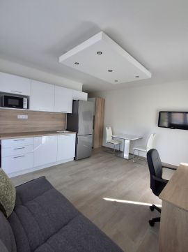 Kiadó Lakás 4028 Debrecen A Műszaki főiskola szomszédságában.