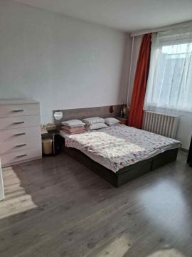 Eladó Lakás 8200 Veszprém , Veszprém