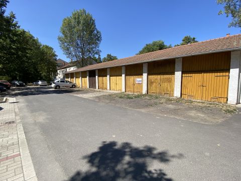 Eladó Parkoló 5600 Békéscsaba 