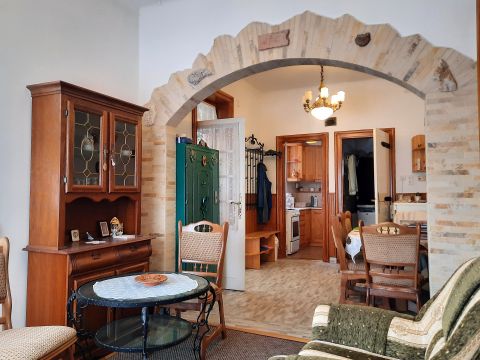 Eladó Ház 1182 Budapest 18. kerület Családi ház műhellyel