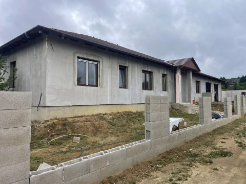 Eladó Ház 2111 Szada , Luxus ház erdőhöz közel