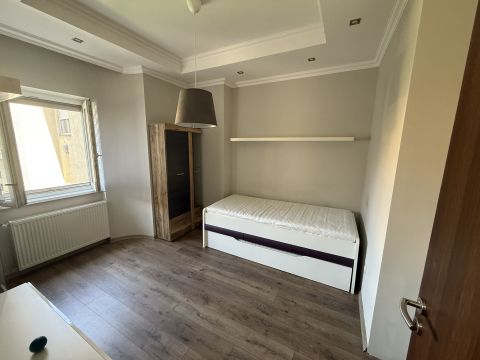 Kiadó Lakás 7626 Pécs 