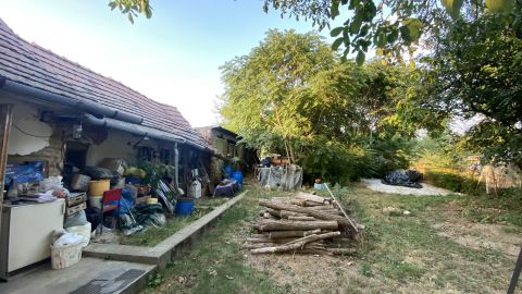 Eladó Ház 2217 Gomba Központtól néhány percnyire, nyugodt utcában