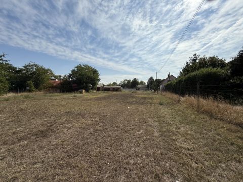 Eladó Telek 6000 Kecskemét , Kecskeméten Vacsiközben 1.500 m2-es építési telek eladó 