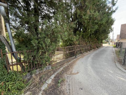 Eladó Telek 6000 Kecskemét Kecskeméten Vacsiközben 1.500 m2-es építési telek eladó 