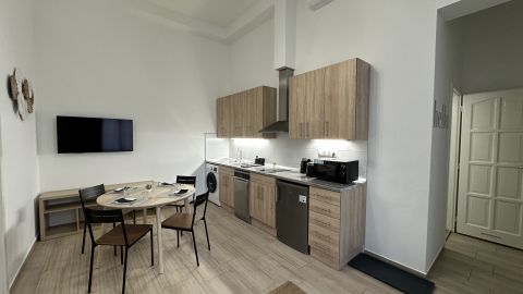 Kiadó Lakás 1088 Budapest 8. kerület 