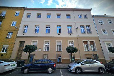 Eladó Lakás 9021 Győr 