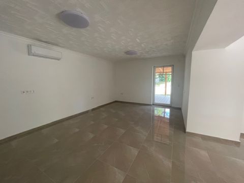 Eladó Ház 2377 Örkény Csendes nyugodt környék.