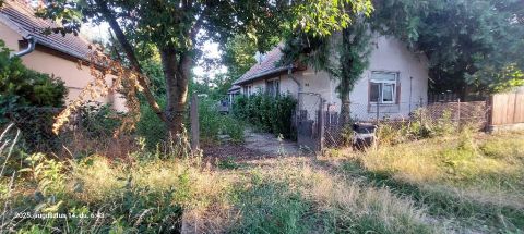 Eladó Ház 2490 Pusztaszabolcs , 2490 Pusztaszabolcs, Csendes