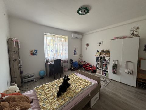 Eladó Ház 7691 Pécs , Eladó családi ház Pécs-Vasas zöldövezeti részén