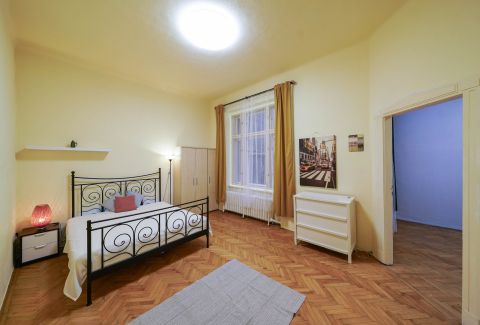 Eladó Lakás 1081 Budapest 8. kerület 
