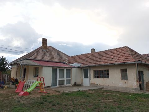 Eladó Ház 2243 Kóka 