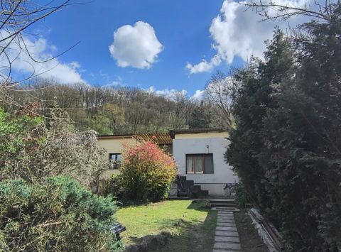 Eladó Ház 2500 Esztergom 