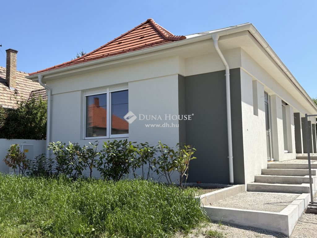 8431 Bakonyszentlászló — 1/29