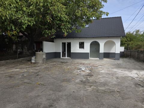 Eladó Ház 2316 Tököl 