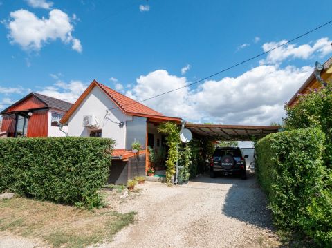 Eladó Ház 8132 Lepsény 