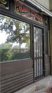 Eladó Üzlethelyiség 7400 Kaposvár , Kaposvári belvárosi 20 nm -es utcafronti üzlet eladó!