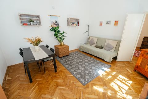 Eladó Lakás 1066 Budapest 6. kerület , Belső-Terézváros