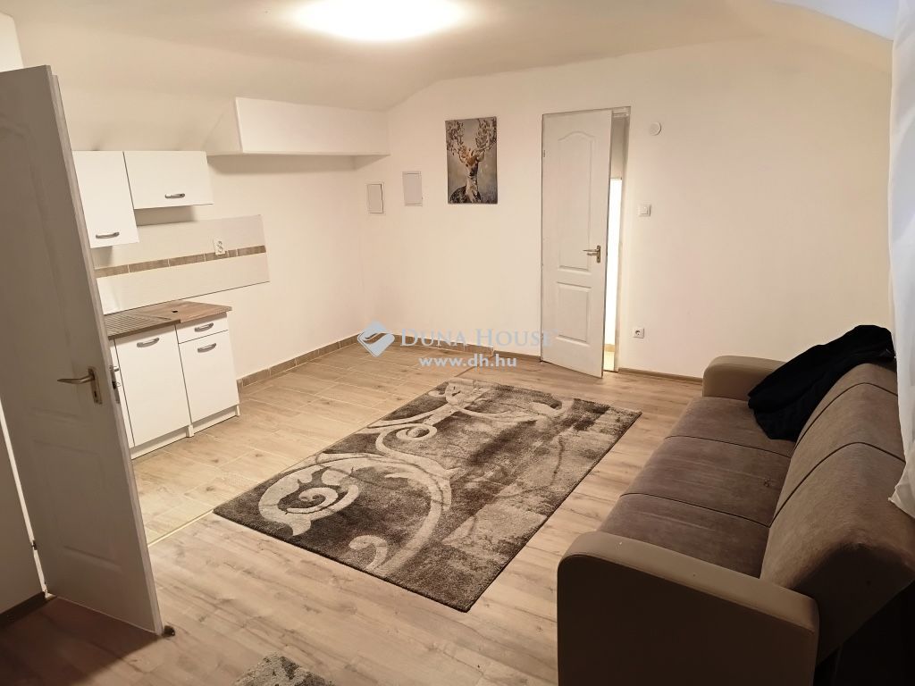 1086 Budapest 8. kerület — 1/13