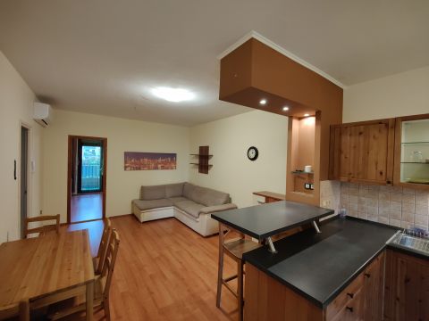 Eladó Lakás 1082 Budapest 8. kerület , Corvin negyed közelében befektetésnek is kiváló lakás eladó!