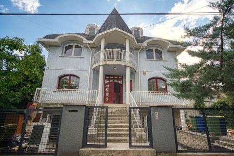 Eladó Ház 1182 Budapest 18. kerület , Bókay-kert szívében