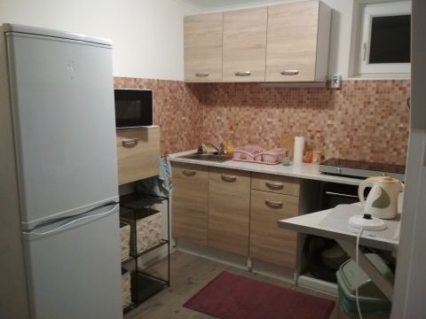 Kiadó Lakás 7634 Pécs 