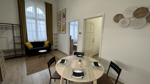Eladó Lakás 1085 Budapest 8. kerület 