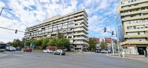 Eladó Lakás 6000 Kecskemét , Kecskemét belváros 2 szobás lakás