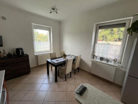 Eladó Lakás 9222 Hegyeshalom , 9222 Hegyeshalom, Iskola környéke