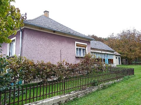 Eladó Ház 8445 Csehbánya , 8445 Csehbánya, Csendes