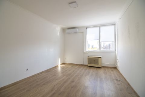 Eladó Lakás 1148 Budapest 14. kerület 