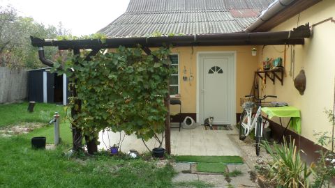 Eladó Ház 4066 Tiszacsege 