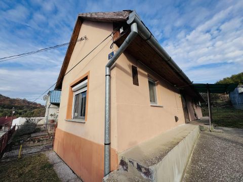 Eladó Ház 7761 Magyarsarlós 