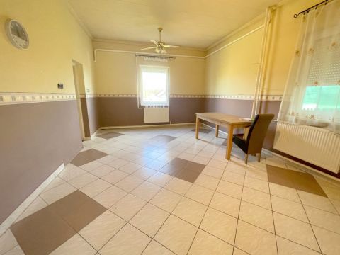 Eladó Ház 4561 Baktalórántháza , Baktalórántháza csendes utcája