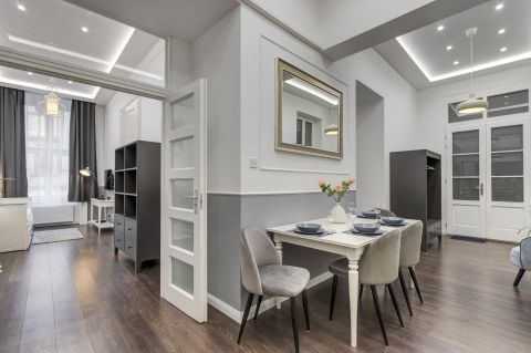 Eladó Lakás 1052 Budapest 5. kerület 