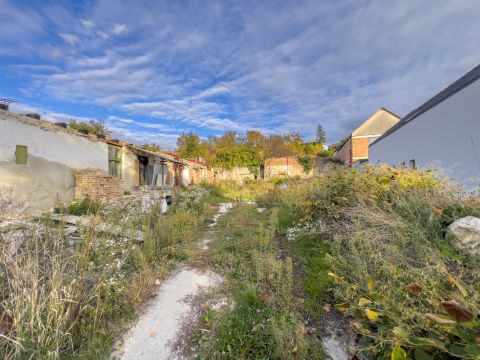 Eladó Telek 2051 Biatorbágy 