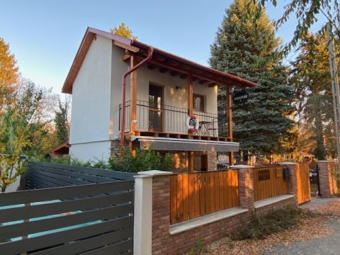 Eladó Ház 6098 Tass 