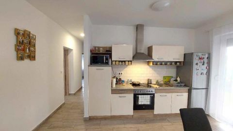 Eladó Ház 2465 Ráckeresztúr 2465 Ráckeresztúr, Családi házas