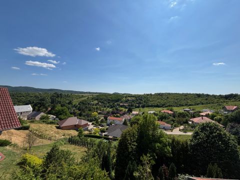 Kiadó Ház 2081 Piliscsaba , Piliscsaba, Garancstetőn panorámás családi ház kiadó