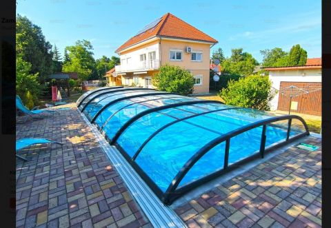 Eladó Ház 8621 Zamárdi , 5 perc séta a Balatonpart! 