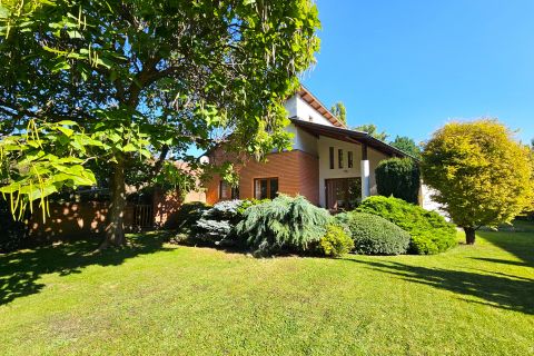 Eladó Ház 9026 Győr , RÉVFALU SZÍVÉBEN