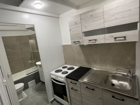 Eladó Lakás 1089 Budapest 8. kerület 