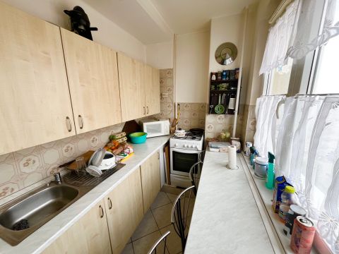 Eladó Lakás 8000 Székesfehérvár , Sarló utcában panorámával