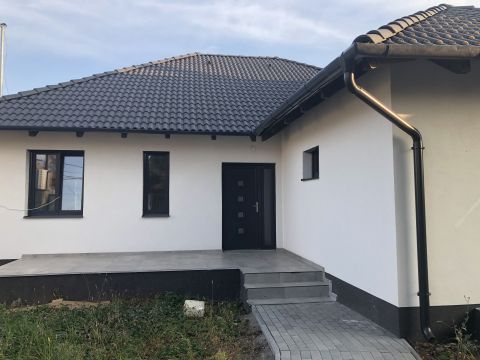 Eladó Ház 2030 Érd Fenyves Parkváros alsó részén