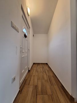 Eladó Ház 9011 Győr GYŐR-SZENTIVÁN KERTVÁROSBAN ELADÓ EGY 31m2-es HÁZ GARÁZZSAL