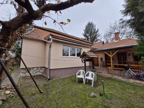 Eladó Ház 2921 Komárom Szőny