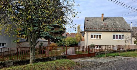 Eladó Ház 7694 Hosszúhetény 