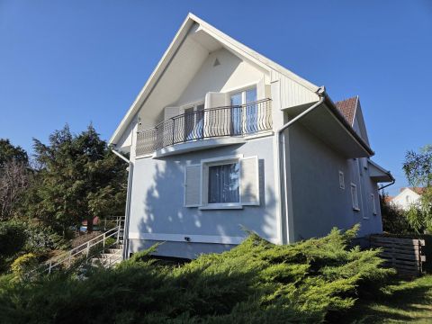 Eladó Ház 8256 Ábrahámhegy 